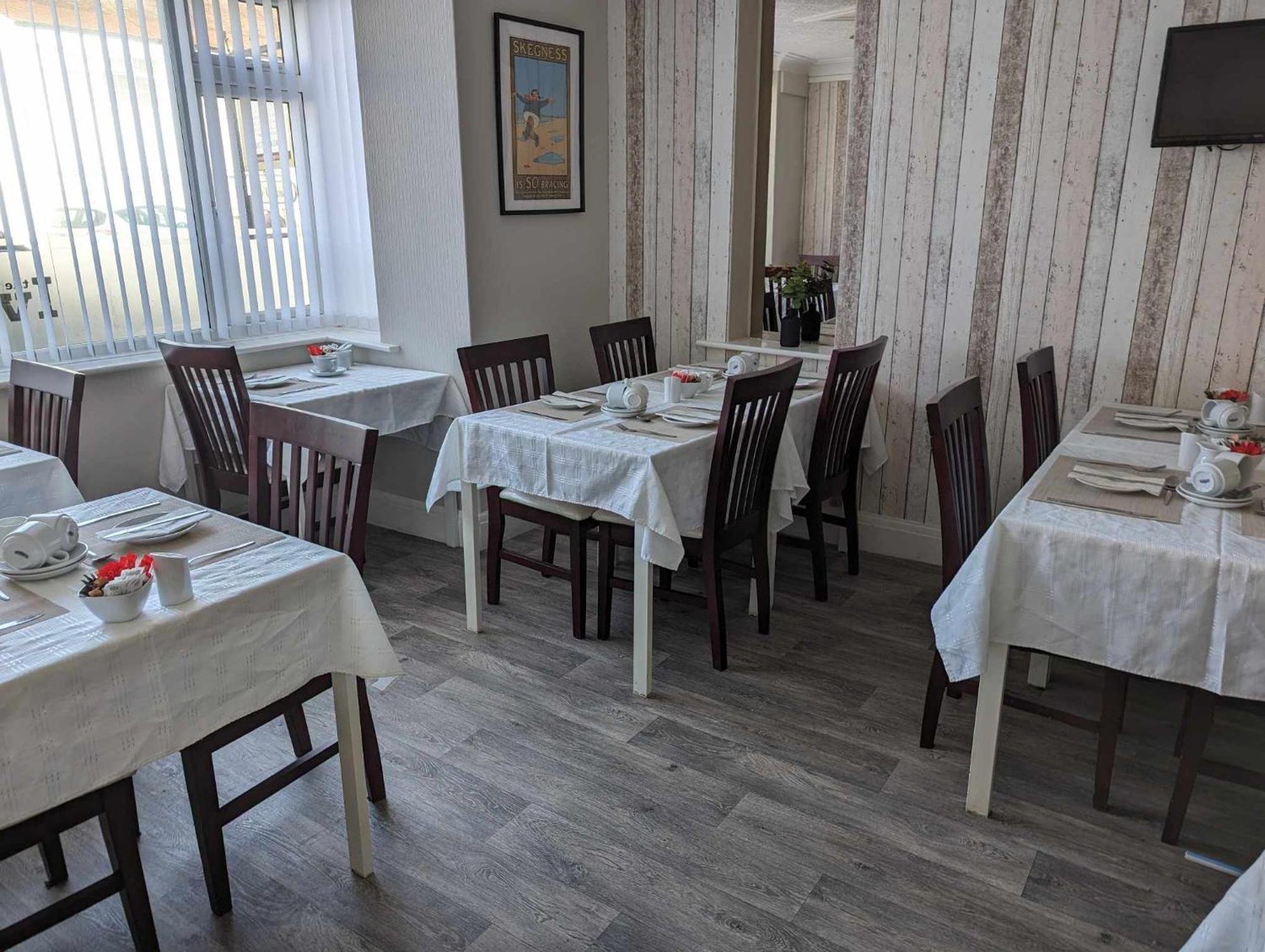 The Ivernia Hotel Skegness Εξωτερικό φωτογραφία